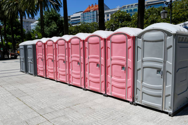 Best Portable Restroom Servicing (Cleaning and Restocking)  in River Road, NC